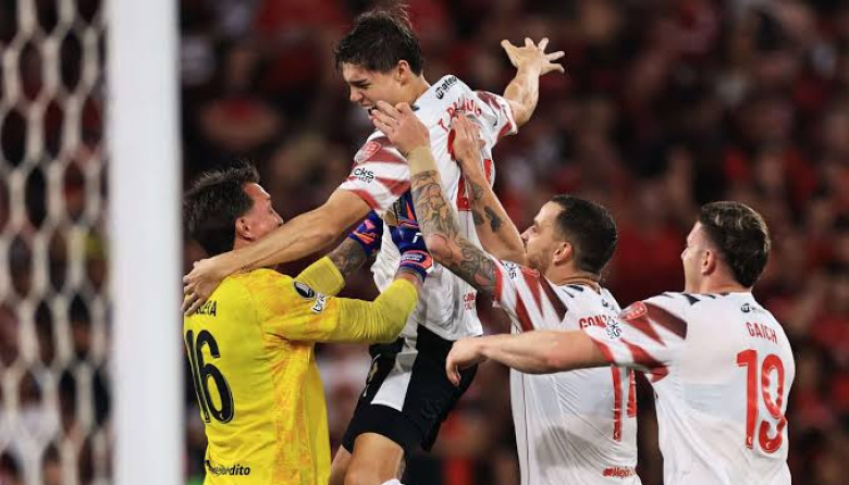 ¡Estudiantes le ganó a Flamengo por penales y jugará la final de la Copa Libertadores!