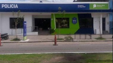 Grave denuncia  a un subcomisario y oficial de una comisaría en Los Hornos