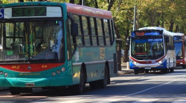 Piden que se refuercen las frecuencias de micros en La Plata