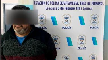 Un hombre perdió un ojo tras una brutal pelea de padres en la puerta de una escuela