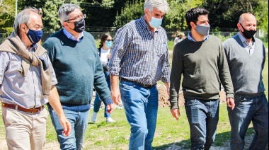 El ministro de Desarrollo Agrario firmó un convenio para refaccionar y mejorar el Frigorífico Municipal de Tapalqué