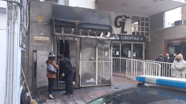 Quemaron la sede de Rosario Central en una insólita escalada de violencia entre hinchas rosarinos
