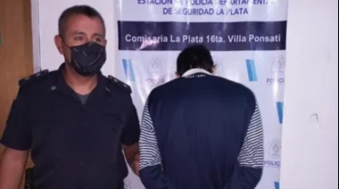 Discutía con su novia y apuñaló a una persona que quiso apaciguar el conflicto