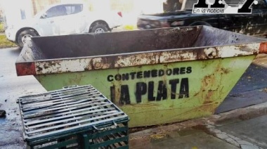 Un contenedor mal ubicado: una mujer chocó y falleció