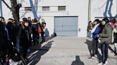 Denuncia de abuso sexual en un colegio platense, protesta y descargo institucional