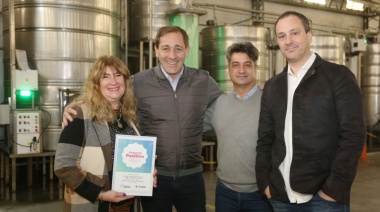 La Municipalidad otorgó la certificación de Impacto Positivo a la Comunidad a una empresa de la ciudad