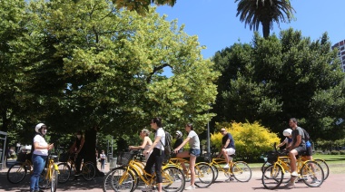 'Bicitando la Ciudad' por el 140° aniversario de Los Hornos