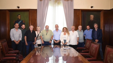 Alak se reunió con empresarios platenses: “Tenemos el objetivo común del crecimiento y creación de empleo”