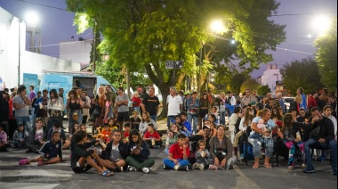 Los Hornos festejó sus 141 años a puro color y cultura