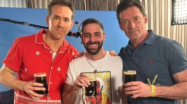 Deadpool y Wolverine, fascinados por el fernet en una entrevista con Grego Rosello