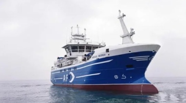 Se hundió un barco pesquero cerca de las Islas Malvinas: 9 muertos, 4 desaparecidos y 14 rescatados
