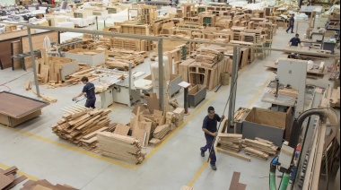 Desplome del 17,8% en la industria pyme durante julio: Octavo mes consecutivo de descenso