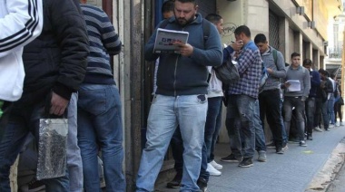 Más de 2 millones de trabajadores formales en Argentina son pobres