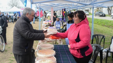Llegan a Olmos servicios esenciales, feria, talleres y shows