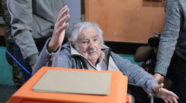 Elecciones en Uruguay: Orsi lidera y Mujica critica el gobierno de Milei