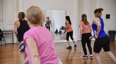 Deportes, meditación y danzas: las actividades gratuitas que ofrece el Municipio para el verano