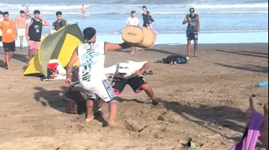 Brutal pelea entre vendedores de churros en plena playa de Villa Gesell