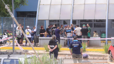Violento enfrentamiento entre barras de Gimnasia y Estudiantes dentro del Hospital de Gonnet