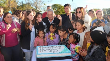 Etcheverry festejó sus 115 años y Alak anunció obras de pavimentación e infraestructura vial