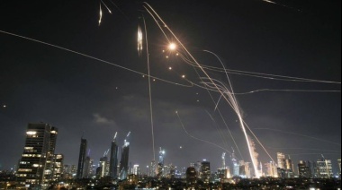 Irán respondió el ataque de Israel con más de 150 misiles: hay heridos y destrozos en Tel Aviv y Jerusalén