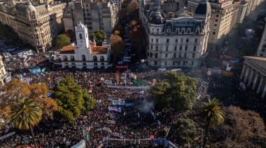 El peronismo reventó la Plaza de Mayo en una demostración de fuerza y apoyo a Cristina