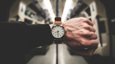 Impulsan un proyecto para atrasar una hora el huso horario en Argentina