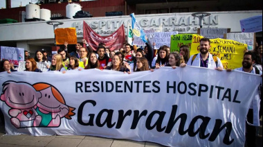 Alerta: los residentes del Garrahan afirman que el Gobierno "cerró la residencia de pediatría"