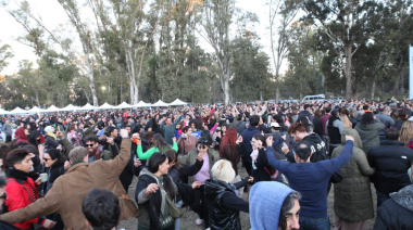 Música, danza y ofrendas: la celebración de la Pachamama en La Plata
