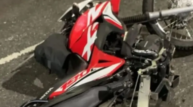 Un repartidor murió tras chocar con su moto en La Plata