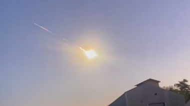 Una bola de fuego iluminó el atardecer y desató especulaciones en tres provincias