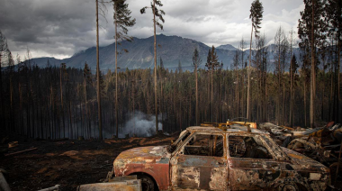 Tras las lluvias, el peligro por los incendios en Chubut bajó de "muy extremo" a "alto"
