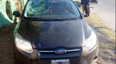 Discusión de pareja terminó en tragedia: atropelló a su novio con el auto y quedó detenida en La Plata