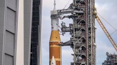 La Tierra tendrá compañía por un siglo: descubren un asteroide que la seguirá como “cuasi-luna”