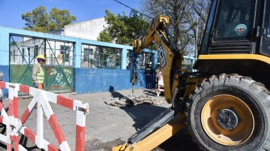 Inician un plan de obras en 83 escuelas de La Plata