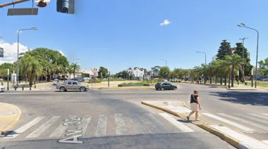 Rescatan a cuatro niños usados para mendigar en una esquina céntrica de La Plata