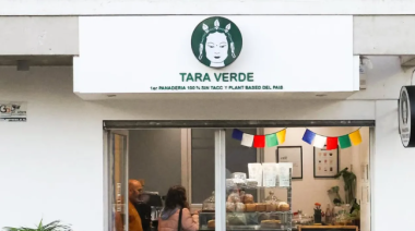 Denuncian sueldos impagos y maltratos en una cadena de comida vegana de La Plata