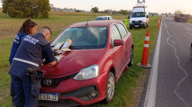 Murió un profesor de la UNLP atropellado mientras cambiaba una rueda en la ruta