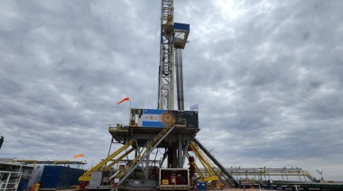 Impulso clave al proyecto de GNL: YPF tramita la licencia ambiental para perforar 12 pozos en Vaca Muerta