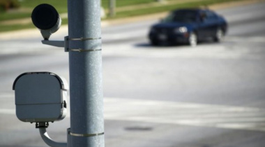 Vecinos de La Plata denuncian falta de notificación en las fotomultas del tránsito local