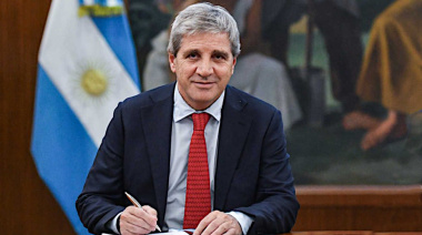 Milei juega al “policía malo” con Caputo, los “empáticos” del Gobierno y el “peronismo libertario”