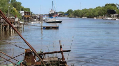 Una ONG denuncia usurpaciones, quemas y desmonte en la Isla Santiago