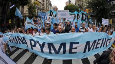 Realizarán una movilización en el centro de La Plata por el endeudamiento de las familias y las pymes