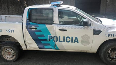 El joven impactó contra la luneta trasera de un Fiat Palio y fue trasladado consciente al Hospital San Martín de la ciudad platense