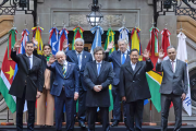 Milei encabezó la Cumbre del Mercosur y advirtió: “Emprenderemos el camino de la libertad, acompañados o solos”