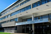 La UNLP cerró las inscripciones con una leve baja de aspirantes para 2026