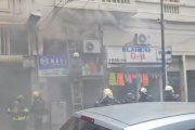 Se incendió un local de ropa en Once: 40 personas fueron asistidas y 11 terminaron internadas