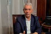 Giro presupuestario en La Plata: Alak adjudicará 60 contratos por $2.500 millones mensuales pese a la resistencia cooperativa