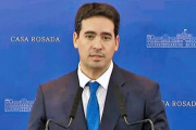 Cortocircuito total en el gabinete: enojo en Economía por los ruidos que empujan la dolarización
