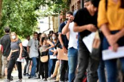 Siete de cada diez jóvenes están fuera del empleo formal