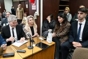 Juicio por la muerte de Maradona: la pregunta de Burlando que puso contra las cuerdas a los acusados